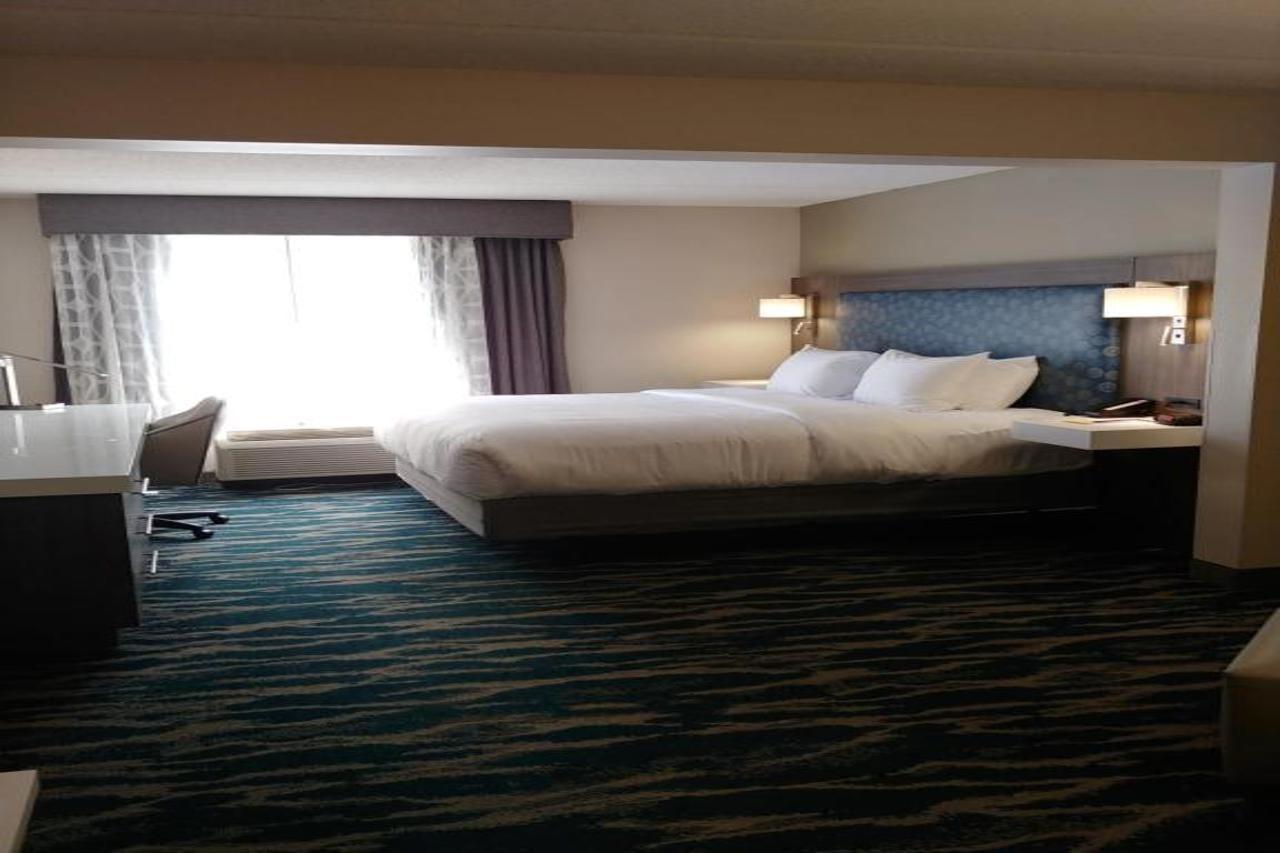 Comfort Inn & Suites Greenville Near Convention Center Экстерьер фото