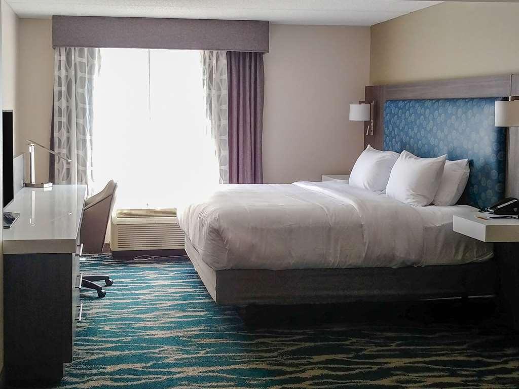 Comfort Inn & Suites Greenville Near Convention Center Номер фото