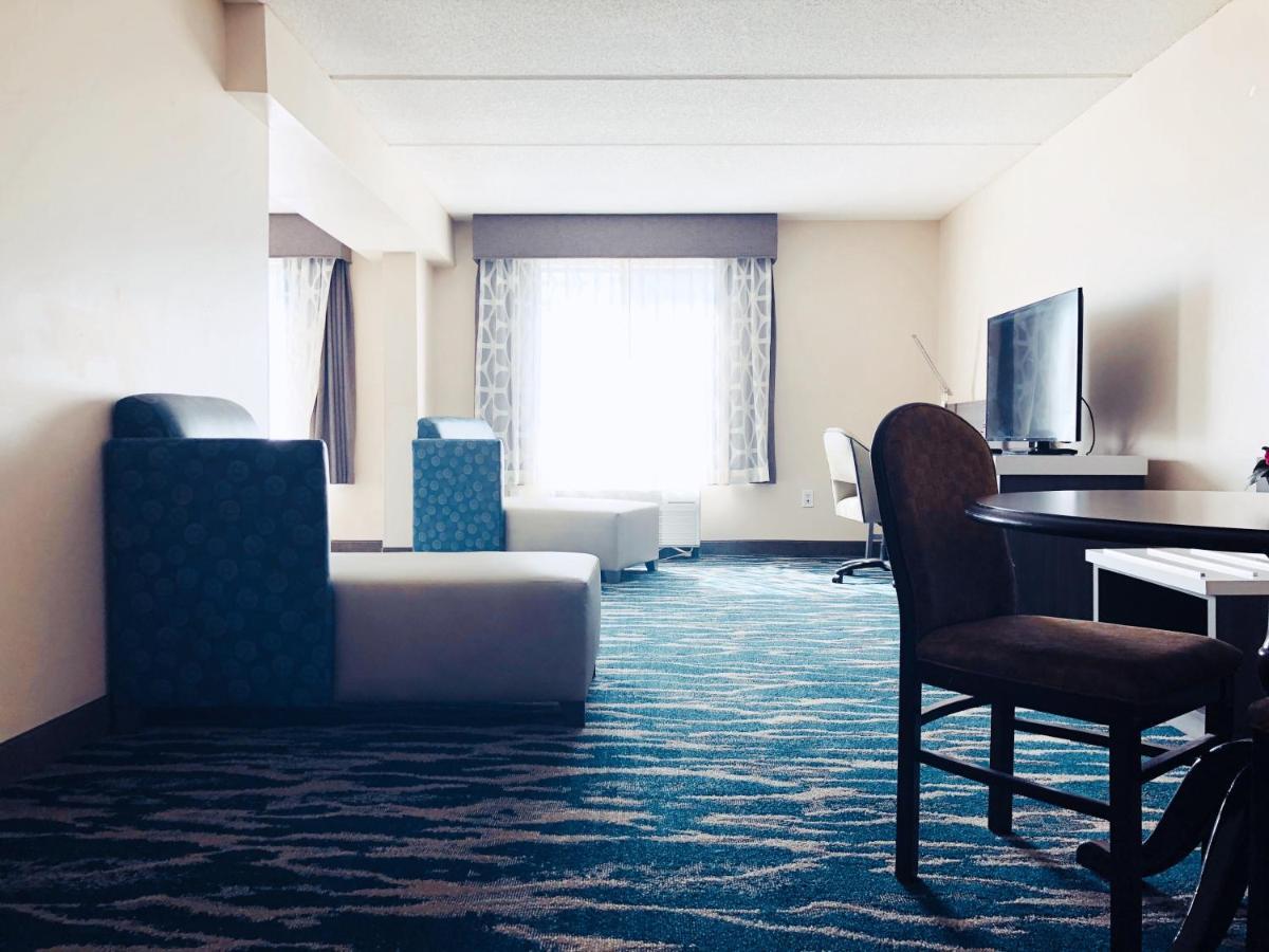 Comfort Inn & Suites Greenville Near Convention Center Экстерьер фото