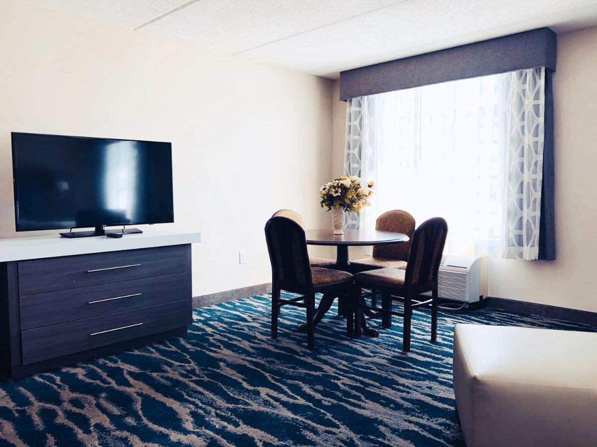 Comfort Inn & Suites Greenville Near Convention Center Экстерьер фото