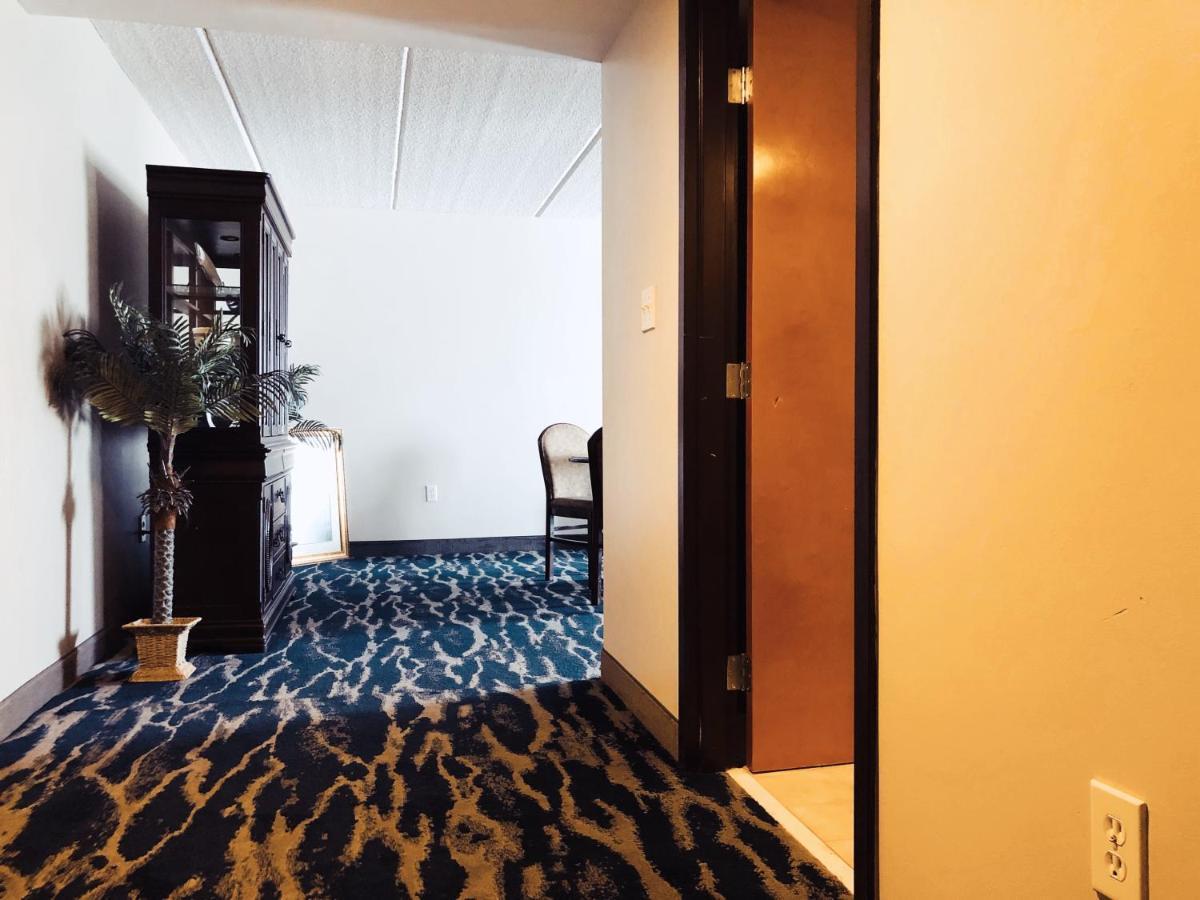 Comfort Inn & Suites Greenville Near Convention Center Экстерьер фото